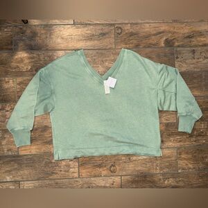 American Eagle Outfitters This Seriously Feels Lived In V-Neck Crew Neck Green